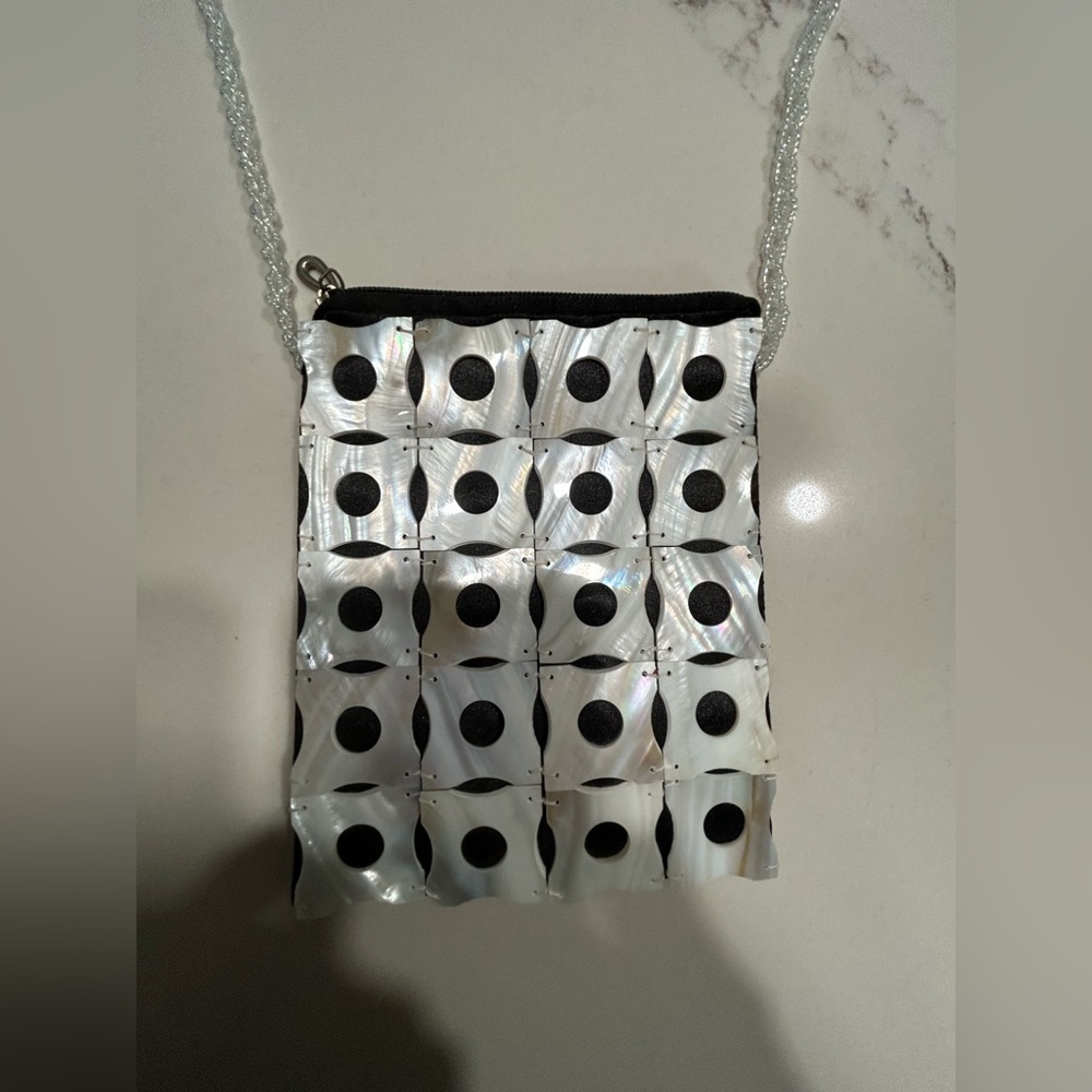 NEW Mini Crossbody Purse Shell Mother of Pearl Lined Beaded Strap Handbag 6.5x5”